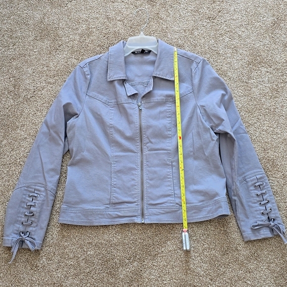 Baccini Cropped Jacket - Picture 5 of 7